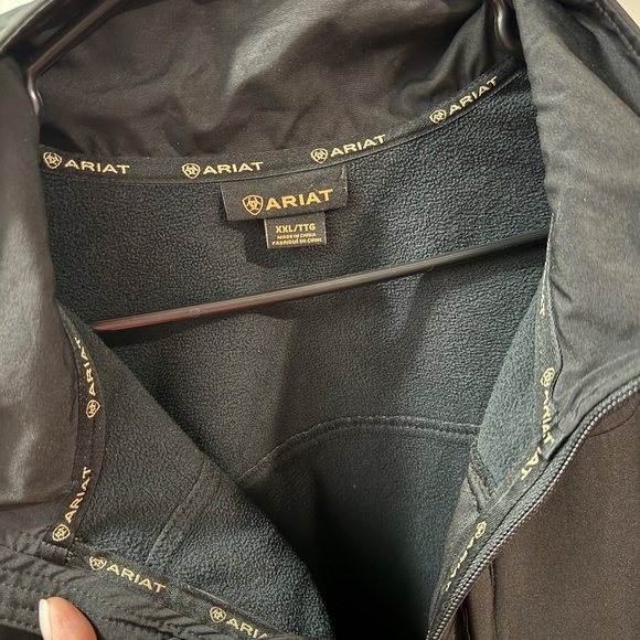 Ariat Black Softshell Jacket Men’s XXL – Fleece Lined, Water & Wind Resistant - Picture 4 of 4
